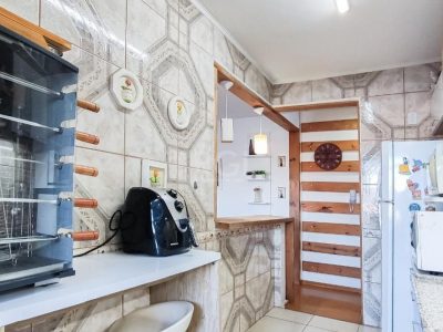 Apartamento à venda com 79m², 3 quartos, 1 vaga no bairro Medianeira em Porto Alegre - Foto 11