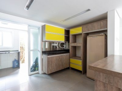 Apartamento à venda com 274m², 3 quartos, 3 suítes, 3 vagas no bairro Cristal em Porto Alegre - Foto 14