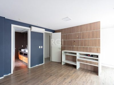 Apartamento à venda com 274m², 3 quartos, 3 suítes, 3 vagas no bairro Cristal em Porto Alegre - Foto 26