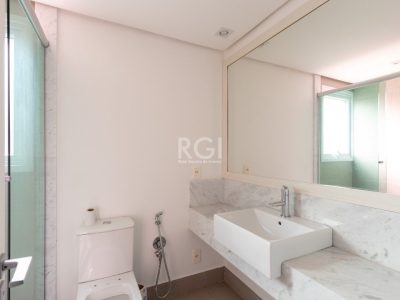 Apartamento à venda com 274m², 3 quartos, 3 suítes, 3 vagas no bairro Cristal em Porto Alegre - Foto 34