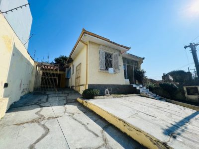 Casa à venda com 100m², 2 quartos, 2 vagas no bairro Glória em Porto Alegre - Foto 4