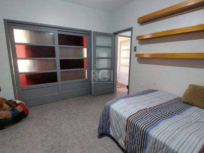 Apartamento à venda com 240m², 3 quartos, 1 suíte no bairro Santana em Porto Alegre - Foto 11