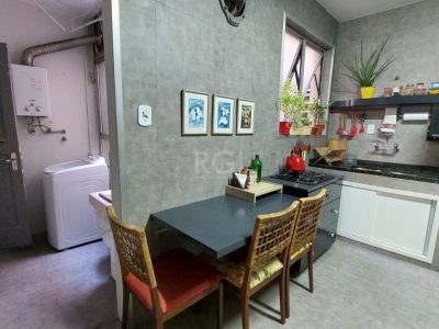 Apartamento à venda com 240m², 3 quartos, 1 suíte no bairro Santana em Porto Alegre - Foto 5