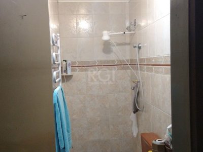 Casa Condominio à venda com 250m², 4 quartos, 4 suítes, 2 vagas no bairro Santo Antônio em Porto Alegre - Foto 10