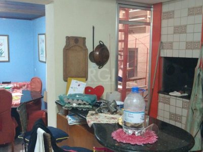 Casa Condominio à venda com 250m², 4 quartos, 4 suítes, 2 vagas no bairro Santo Antônio em Porto Alegre - Foto 19