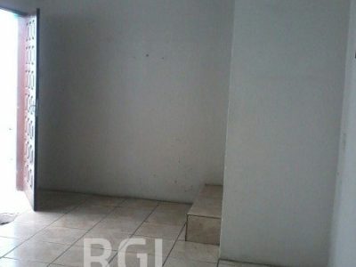 Casa à venda com 170m², 3 quartos, 1 vaga no bairro Navegantes em Porto Alegre - Foto 5