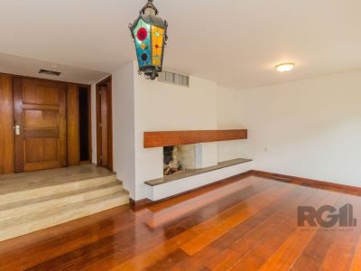 Apartamento à venda com 189m², 3 quartos, 1 suíte, 3 vagas no bairro Moinhos de Vento em Porto Alegre - Foto 4