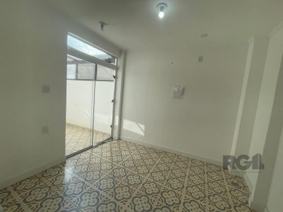 Apartamento à venda com 100m², 2 quartos no bairro Moinhos de Vento em Porto Alegre - Foto 7