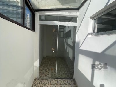 Apartamento à venda com 100m², 2 quartos no bairro Moinhos de Vento em Porto Alegre - Foto 17