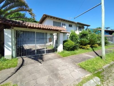 Casa à venda com 358m², 3 quartos, 1 suíte, 4 vagas no bairro Ipanema em Porto Alegre - Foto 2