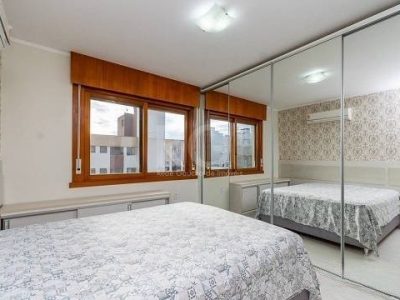 Cobertura à venda com 157m², 2 quartos, 1 suíte, 1 vaga no bairro Jardim Lindóia em Porto Alegre - Foto 13