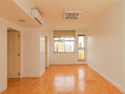 Conjunto/Sala à venda com 78m² no bairro Centro Histórico em Porto Alegre - Foto 12