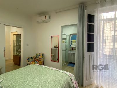 Apartamento à venda com 63m², 2 quartos, 1 suíte, 1 vaga no bairro Centro Histórico em Porto Alegre - Foto 19