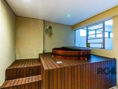 Apartamento à venda com 147m², 2 quartos, 2 suítes, 2 vagas no bairro Auxiliadora em Porto Alegre - Foto 15