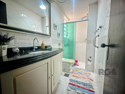 Apartamento à venda com 131m², 3 quartos, 1 suíte, 1 vaga no bairro Petrópolis em Porto Alegre - Foto 32