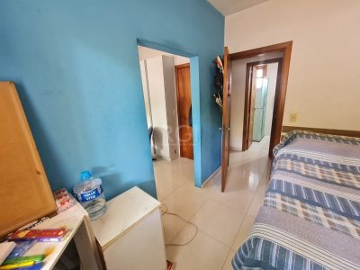 Apartamento à venda com 98m², 3 quartos, 1 suíte, 1 vaga no bairro Menino Deus em Porto Alegre - Foto 18