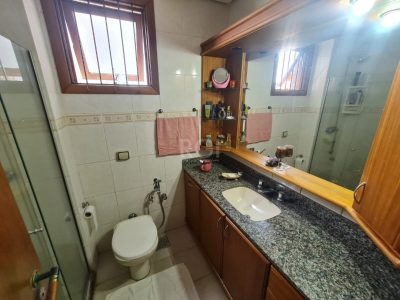 Apartamento à venda com 98m², 3 quartos, 1 suíte, 1 vaga no bairro Menino Deus em Porto Alegre - Foto 24