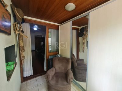 Apartamento à venda com 98m², 3 quartos, 1 suíte, 1 vaga no bairro Menino Deus em Porto Alegre - Foto 9