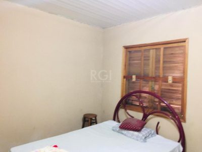 Casa à venda com 45m², 3 quartos no bairro Cristal em Porto Alegre - Foto 4