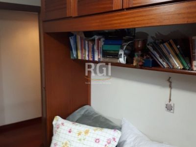 Apartamento à venda com 117m², 3 quartos, 1 suíte, 3 vagas no bairro Jardim Botânico em Porto Alegre - Foto 8