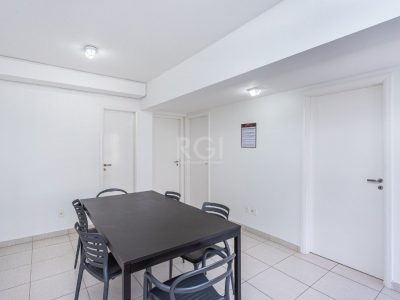 Apartamento à venda com 82m², 2 quartos, 2 vagas no bairro Ipanema em Porto Alegre - Foto 37