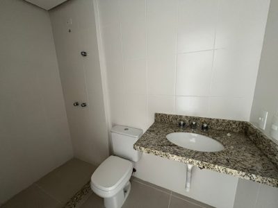 Apartamento à venda com 74m², 2 quartos, 1 suíte, 2 vagas no bairro Tristeza em Porto Alegre - Foto 2