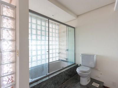 Cobertura à venda com 302m², 4 quartos, 1 suíte, 3 vagas no bairro Menino Deus em Porto Alegre - Foto 36