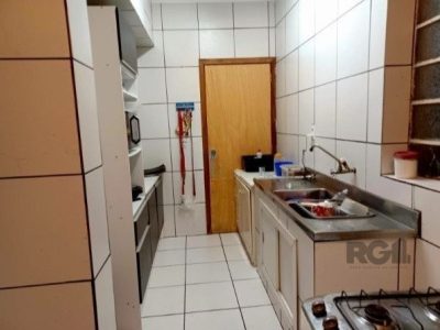 Apartamento à venda com 88m², 3 quartos no bairro Floresta em Porto Alegre - Foto 6