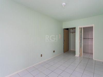 Apartamento à venda com 34m², 1 quarto, 1 vaga no bairro Santana em Porto Alegre - Foto 4