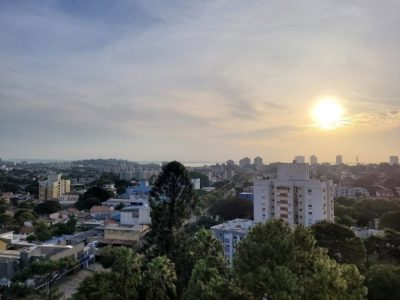 Apartamento à venda com 80m², 2 quartos, 1 suíte, 1 vaga no bairro Cristal em Porto Alegre - Foto 17