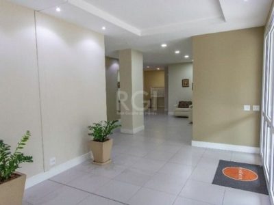 Apartamento à venda com 69m², 2 quartos, 1 suíte, 1 vaga no bairro Tristeza em Porto Alegre - Foto 3