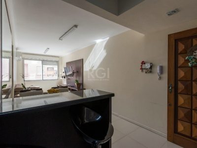 Apartamento à venda com 74m², 2 quartos, 1 suíte no bairro Centro Histórico em Porto Alegre - Foto 15