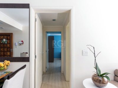 Apartamento à venda com 74m², 2 quartos, 1 suíte no bairro Centro Histórico em Porto Alegre - Foto 16