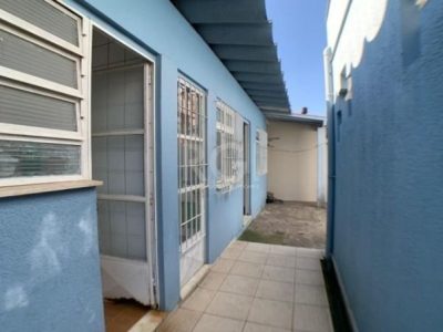 Casa à venda com 333m², 3 quartos, 1 suíte, 4 vagas no bairro Ipanema em Porto Alegre - Foto 25