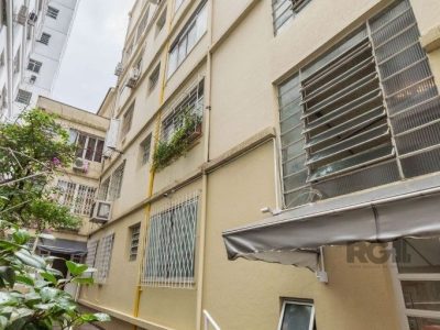 Apartamento à venda com 66m², 2 quartos no bairro Independência em Porto Alegre - Foto 9