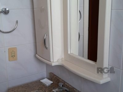 Apartamento à venda com 65m², 2 quartos, 1 vaga no bairro Santana em Porto Alegre - Foto 3