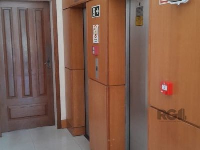 Apartamento à venda com 65m², 2 quartos, 1 vaga no bairro Santana em Porto Alegre - Foto 15