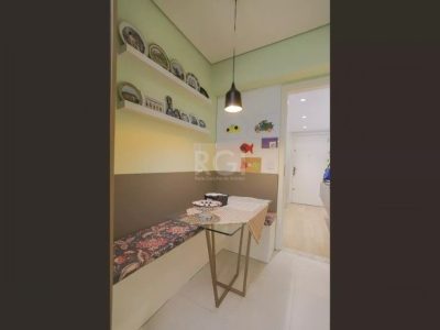 Apartamento à venda com 86m², 2 quartos, 1 suíte no bairro Independência em Porto Alegre - Foto 9