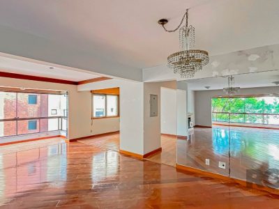 Apartamento à venda com 176m², 3 quartos, 1 suíte, 2 vagas no bairro Petrópolis em Porto Alegre - Foto 8