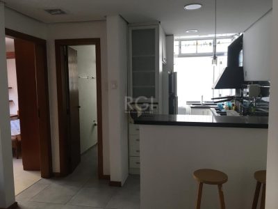 Apartamento à venda com 47m², 1 quarto, 1 vaga no bairro Azenha em Porto Alegre - Foto 3