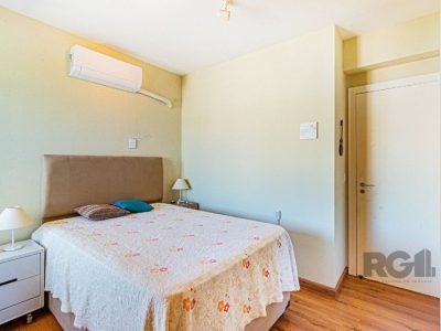 Apartamento à venda com 70m², 2 quartos, 1 suíte, 1 vaga no bairro Menino Deus em Porto Alegre - Foto 19