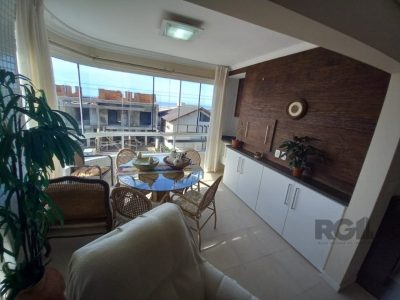 Apartamento à venda com 120m², 4 quartos, 1 suíte, 2 vagas no bairro Centro em Capão da Canoa - Foto 4