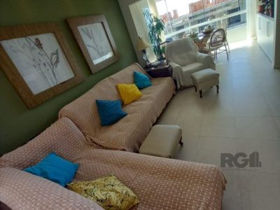 Apartamento à venda com 120m², 4 quartos, 1 suíte, 2 vagas no bairro Centro em Capão da Canoa - Foto 8