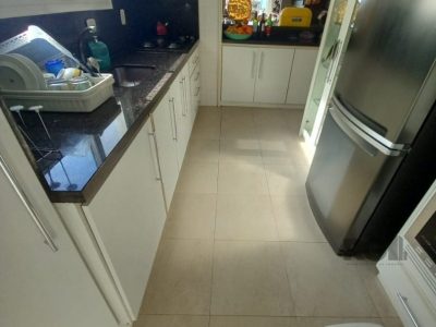 Apartamento à venda com 120m², 4 quartos, 1 suíte, 2 vagas no bairro Centro em Capão da Canoa - Foto 12