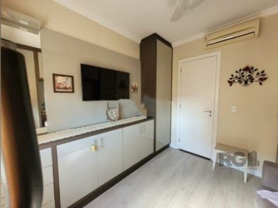 Apartamento à venda com 60m², 2 quartos, 1 suíte, 1 vaga no bairro Menino Deus em Porto Alegre - Foto 2