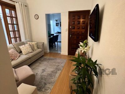 Apartamento à venda com 55m², 2 quartos no bairro Menino Deus em Porto Alegre - Foto 2