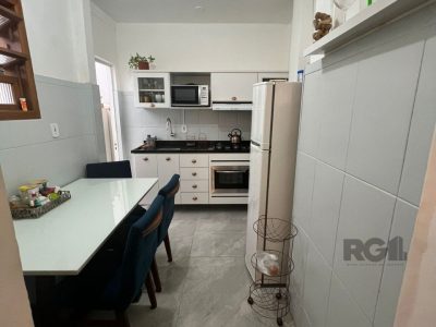 Apartamento à venda com 55m², 2 quartos no bairro Menino Deus em Porto Alegre - Foto 4