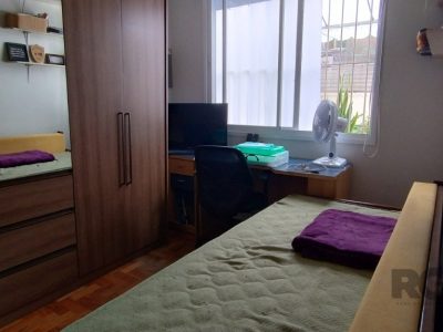 Apartamento à venda com 47m², 2 quartos no bairro Menino Deus em Porto Alegre - Foto 2