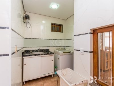 Casa à venda com 135m², 3 quartos, 2 suítes, 2 vagas no bairro Medianeira em Porto Alegre - Foto 9