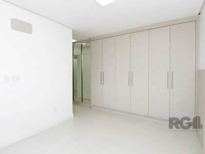 Apartamento à venda com 98m², 3 quartos, 1 suíte, 2 vagas no bairro Vila Ipiranga em Porto Alegre - Foto 12